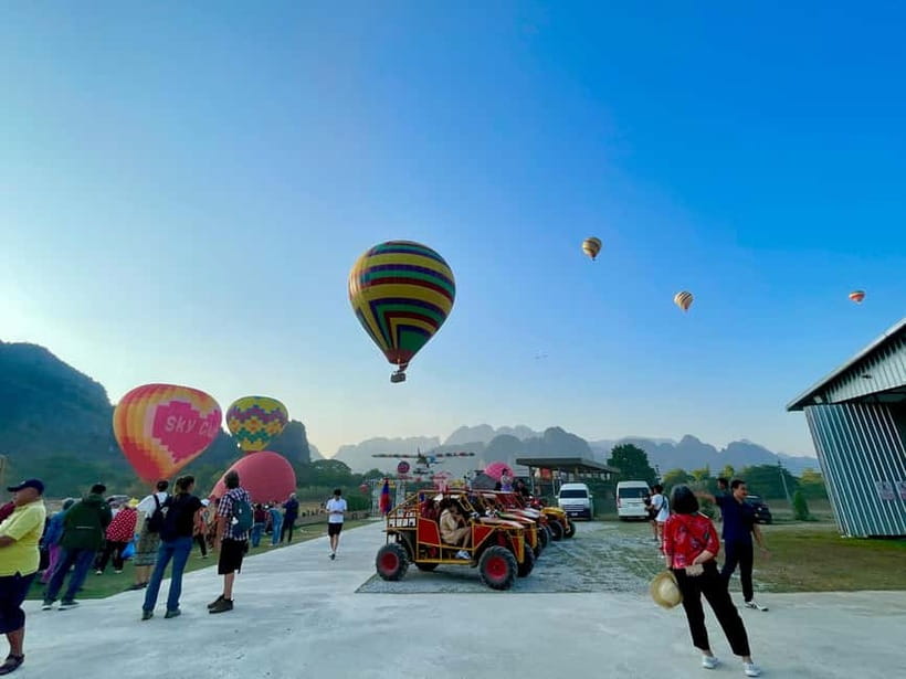Hot Air Balloon in VangVieng pick up-drop off - Key points before you book