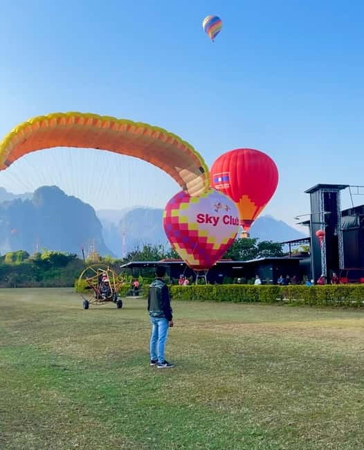 Hot Air Balloon in VangVieng pick up-drop off - Vang Vieng from a basket in the sky
