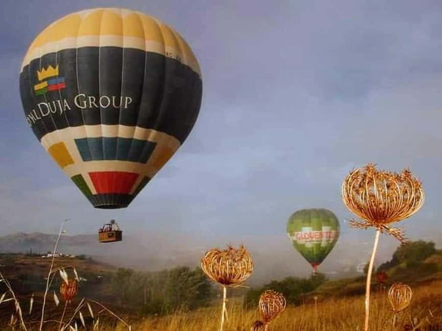 Hot air balloon ride in Antequera (Malaga) - Breakfast, cava, and the useful extras