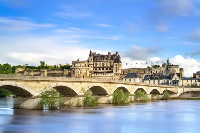 Hot-Air Balloon Ride over the Loire Valley, from Amboise or Chenonceau - Key points before you book