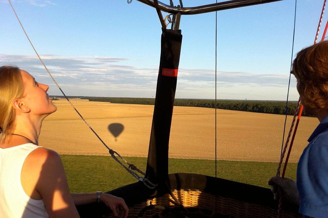 Hot-Air Balloon Ride over the Loire Valley, from Amboise or Chenonceau - The landing, champagne, and balloon pack-up