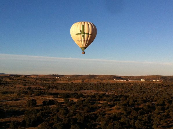 Hot-Air Balloon Ride over Toledo with Optional Transport from Madrid - Who will enjoy this Toledo balloon ride