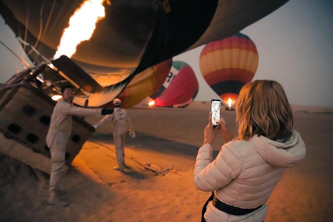 Hot Air Balloon Ride With Gourmet Breakfast and Falcon Show - Breakfast at a traditional Bedouin camp
