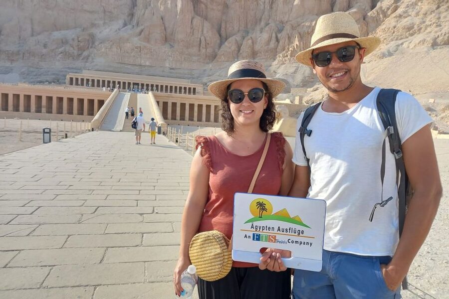 Hurghada: 2-Day Luxor Tour with Hotel, Balloon, & Nile Boat - What the guides and drivers add