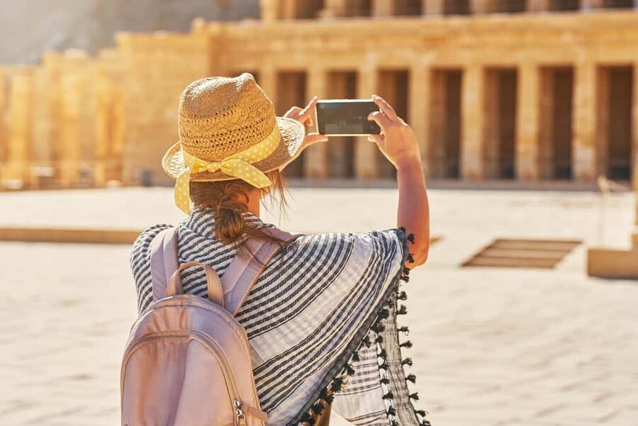Hurghada: 2-Day Luxor Tour with Hotel, Balloon, & Nile Boat - Karnak Temple and the scale of ancient Thebes