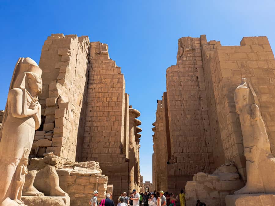 Hurghada: Luxor Highlights All-Inclusive Tour & Balloon Ride - Who should book this 20-hour Luxor trip?