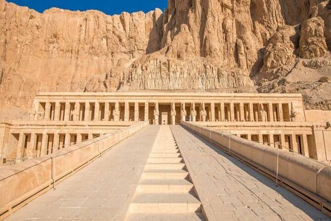 Hurghada: Over Day Tour to Luxor & Balloon Ride & Felucca - Valley of the Kings: choose your tombs wisely