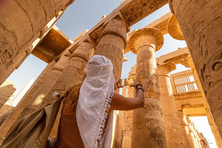 Hurghada: Small-Group Luxor Day Tour & Sunrise Balloon Ride - Valley of the Kings and the royal tombs