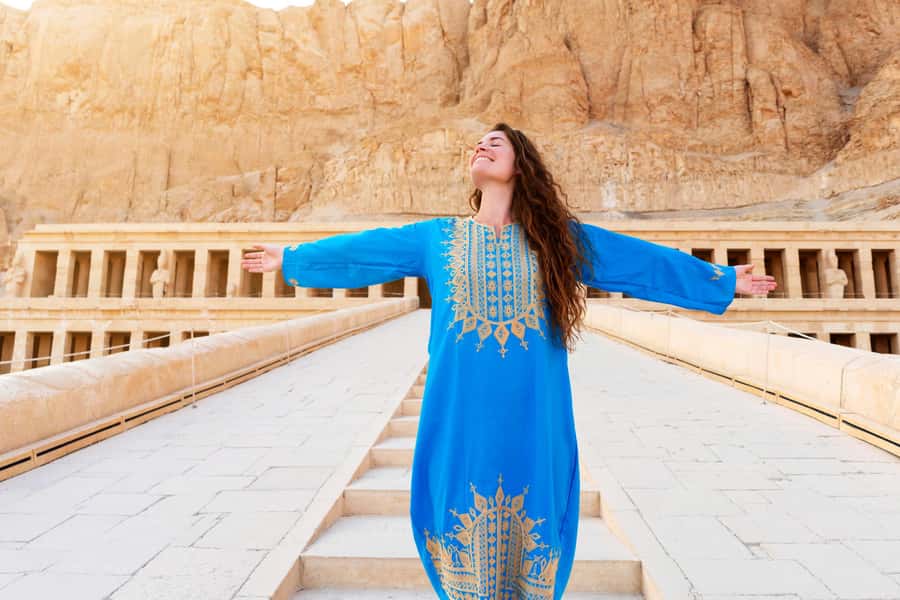 Hurghada: Small-Group Luxor Highlights & Balloon Day Tour - Who should book this Luxor day tour?