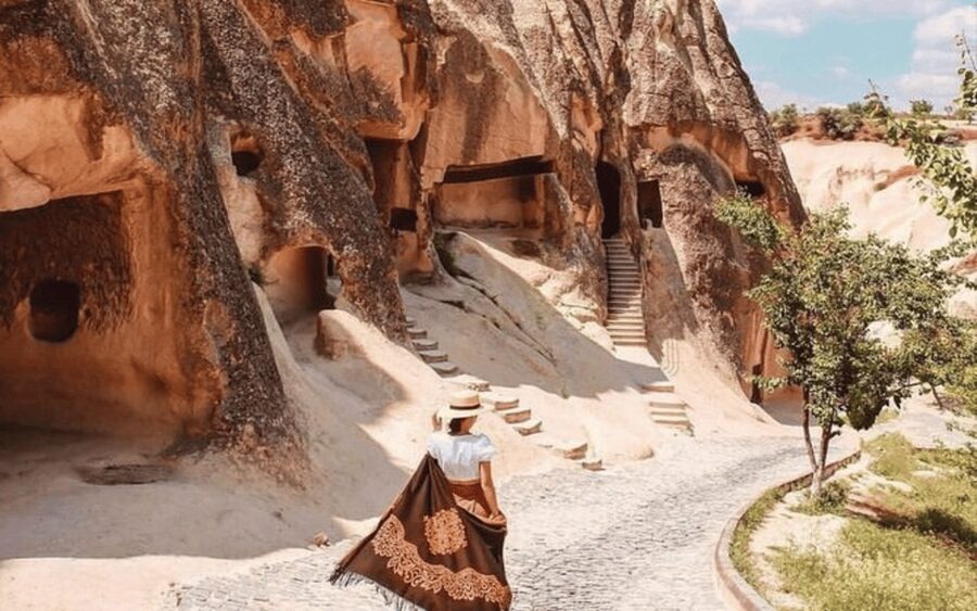 Journey to Cappadocia: Balloon Ride and Red Tour Package - Should you book the balloon and Red Tour package?