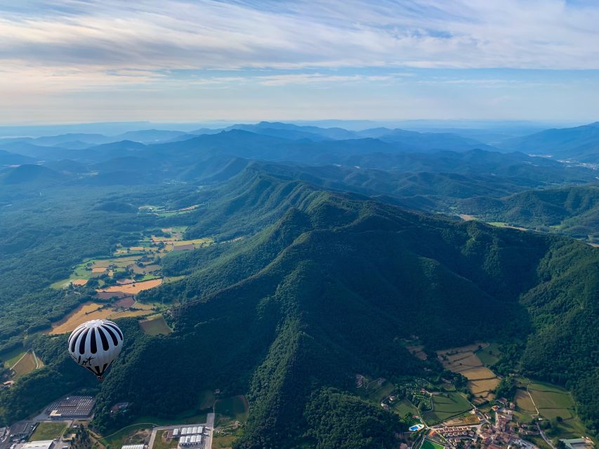La Garrotxa Volcanoes Half-Day Hot Air Balloon Flight - Is $271 a fair price?