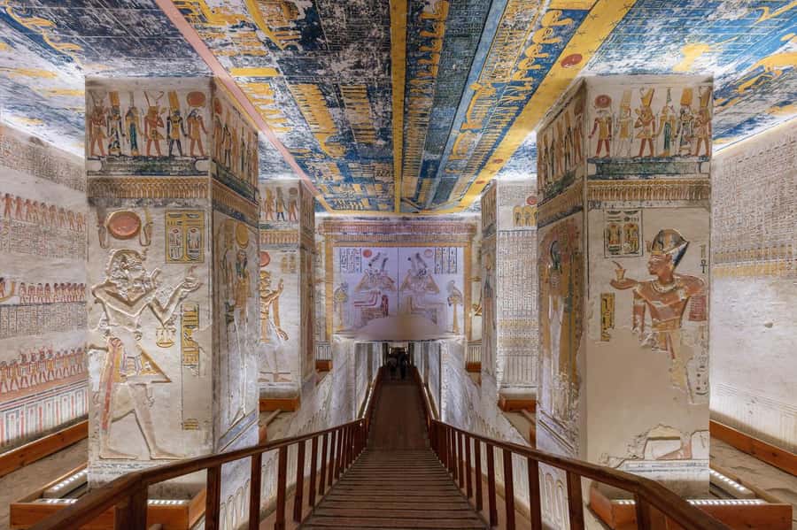 Luxor: 3-Day Nile Cruise to Aswan with Hot Air Balloon - Kom Ombo’s unusual double temple
