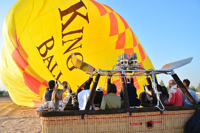 Luxor: Hot Air Balloon Ride before Sunrise - Landing, photos, and the human side of the tour