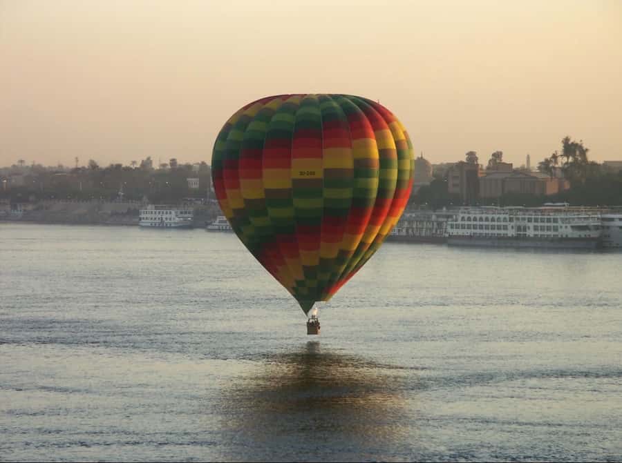 Luxor: Hot Air Balloon Ride over the Valley of the Kings - Why the Valley of the Kings looks different from the sky
