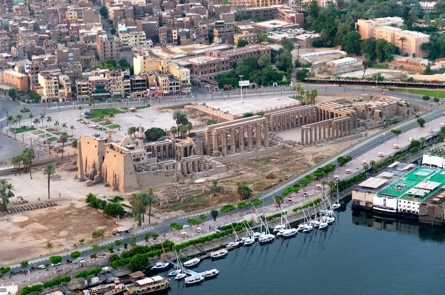 Luxor: Hot Air Balloon Ride with Full-Day Sights Tour - Why the balloon ride is the right start