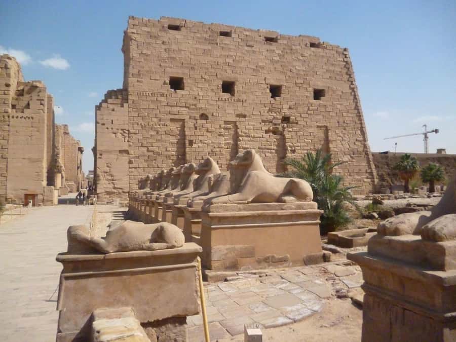 Luxor: West and East Banks All-Inclusive Tour & Balloon Ride - Karnak Temple, the day’s biggest scale