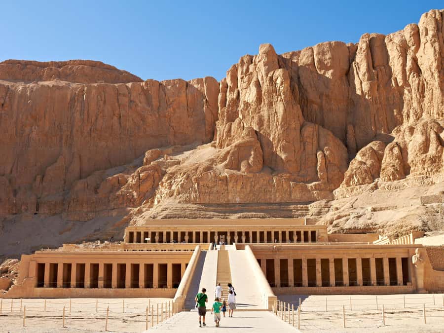 Luxor: West and East Banks All-Inclusive Tour & Balloon Ride - The Valley of the Kings and its painted tombs