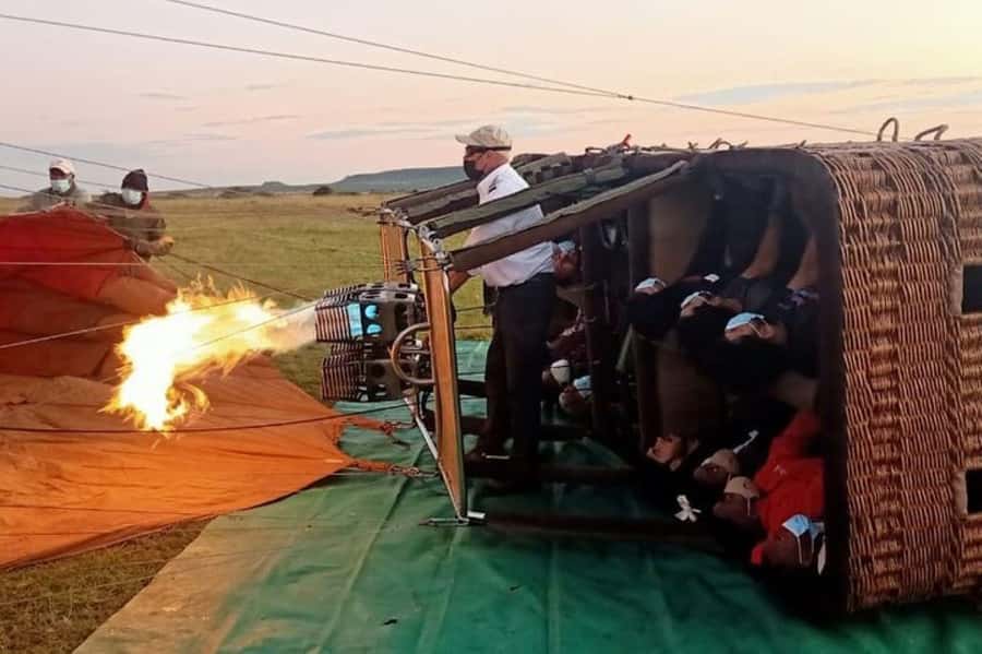 Maasai Mara: Hot Air Balloon Safari & Champagne Breakfast - Seventy minutes above the Mara
