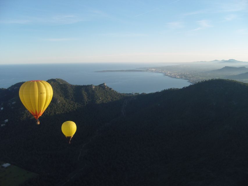 Mallorca: Private Hot Air Balloon Ride - Landing somewhere on Mallorca