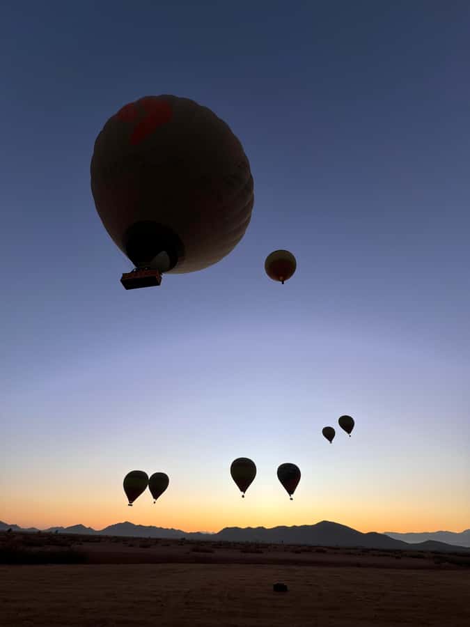 Marrakech: 50 minutes Hot Air Balloon Ride & Breakfast - Who will enjoy this morning most?