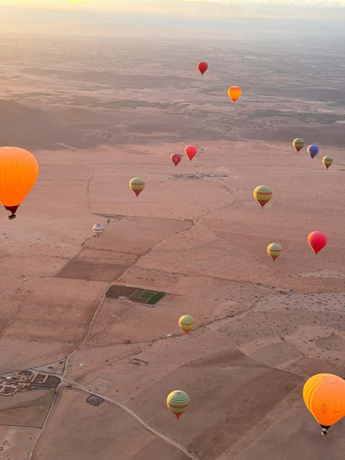 Marrakech: 50 minutes Hot Air Balloon Ride & Breakfast - The balloon setup and mobility concerns