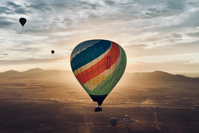 Marrakech: Hot Air Balloon at Sunrise - Berber breakfast after landing