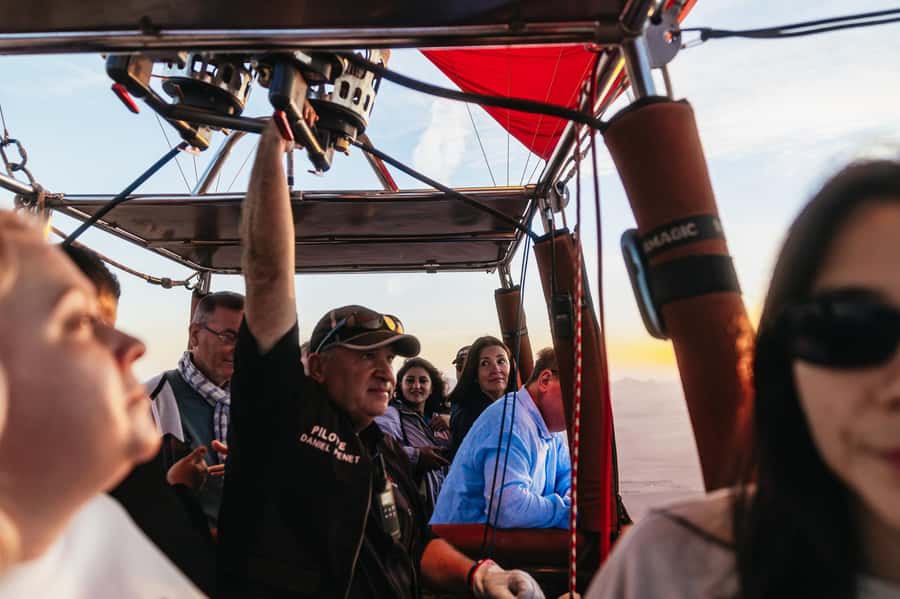 Marrakech: Shared Balloon Flight with Tea - Tea, bread, and the Berber home visit