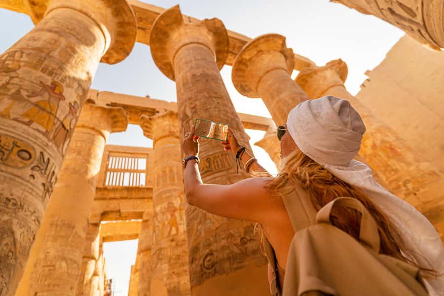 Marsa Alam : Over Day Tour to Luxor & Balloon Ride & Felucca - The long road from Marsa Alam to Luxor