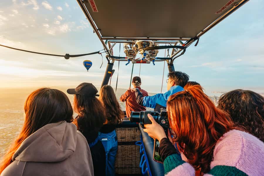 Melbourne: Balloon Flight at Sunrise with Breakfast - Who will enjoy this sunrise flight?