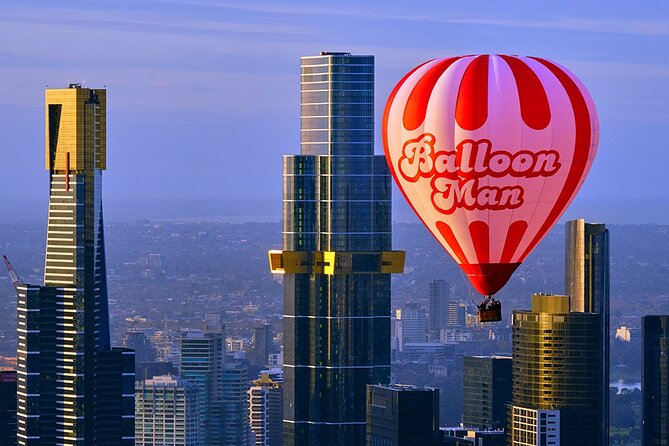 Melbourne Premium Balloon Flight plus 5-Star champagne breakfast - Seeing Melbourne from a Wicker Basket