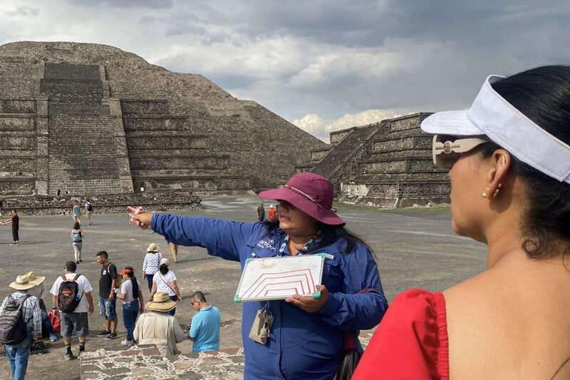 Mexico City: Balloon Flight, Teotihuacan & Guadalupe Shrine - Seeing obsidian work and tasting tequila