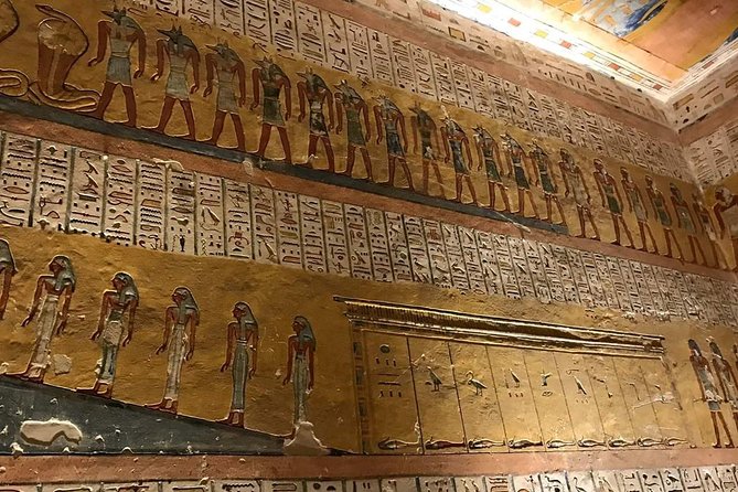 One package From Hurghada to Luxor: Balloon & Luxor Day Tour & Lunch & Felucca - Luxor Temple after the sun goes down