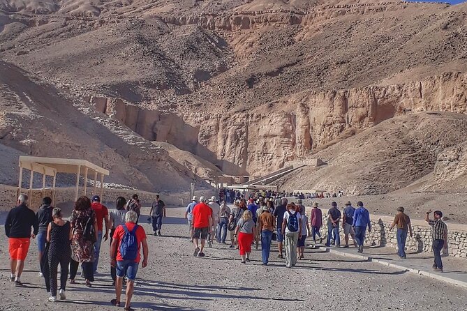 Overnight Luxor Tours by train from Cairo with Hot Air Balloon and much more - The Valley of the Kings and the West Bank