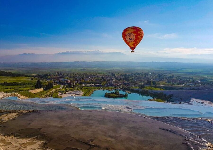 Pamukkale: Hot Air Balloon Flight with Flight Certificate - Landing in a field, then the certificate and toast