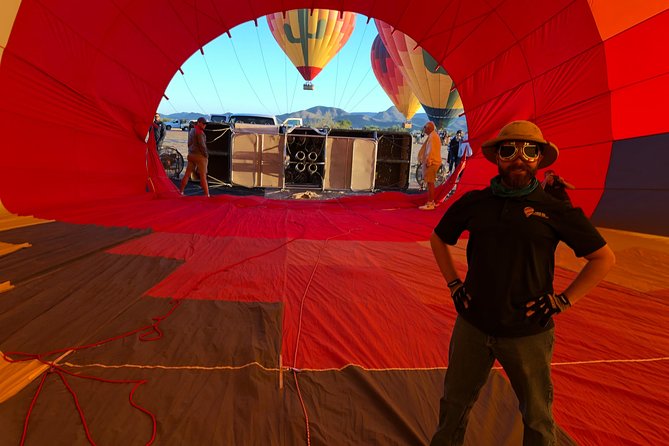 Phoenix area Hot Air Balloon Ride on the Largest Balloon in USA - Practical details that can change your morning
