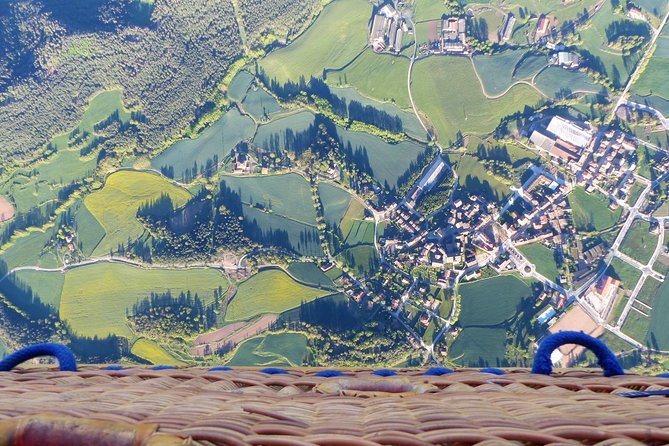 Pre-Pyrenees Balloon Flight with optional pick-up in Barcelona - Who will enjoy this balloon flight most