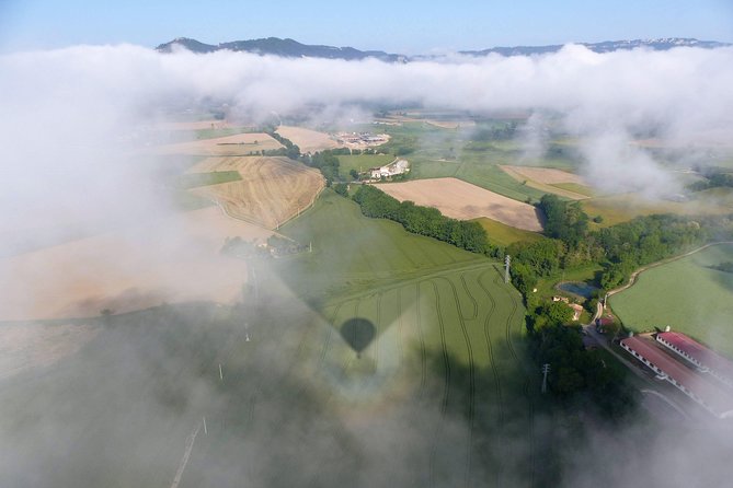 Private Pre-pyrenees VIP Hot-air Balloon tour (pick-up Barcelona) - A Catalan brunch after landing