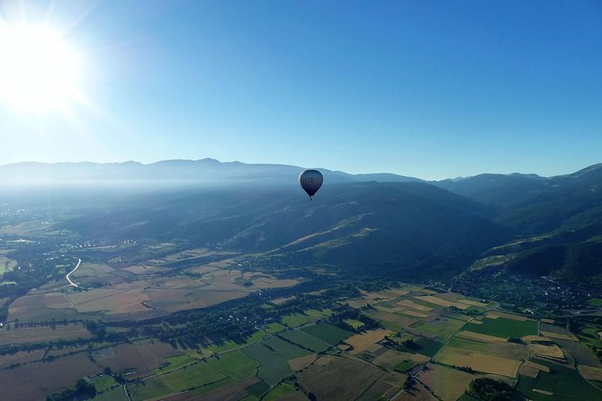 Private Pre-pyrenees VIP Hot-air Balloon tour (pick-up Barcelona) - Who will enjoy this private flight most