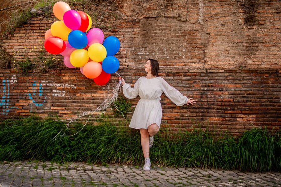 Rome: Professional Photoshoot With Balloons - Key points to know before booking