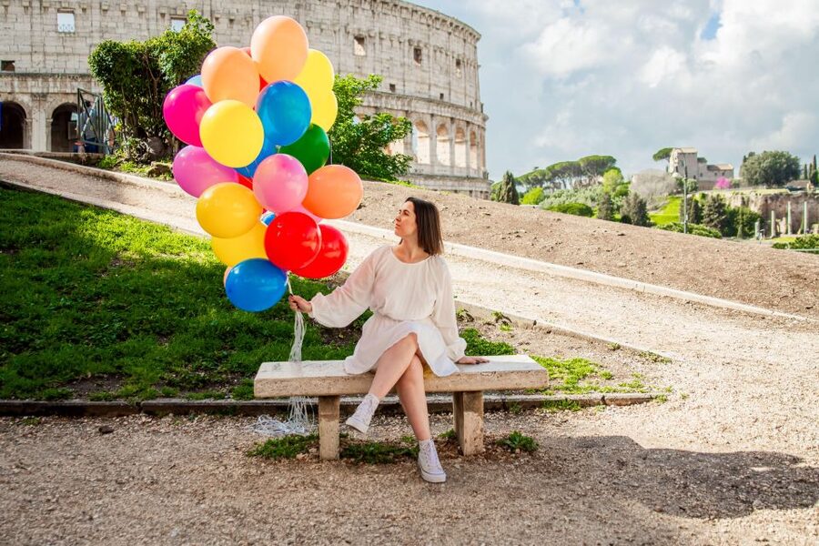 Rome: Professional Photoshoot With Balloons - Practical details that affect your day