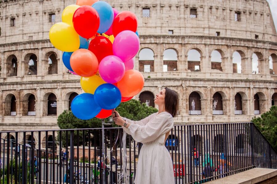 Rome: Professional Photoshoot With Balloons - What the customer feedback tells me