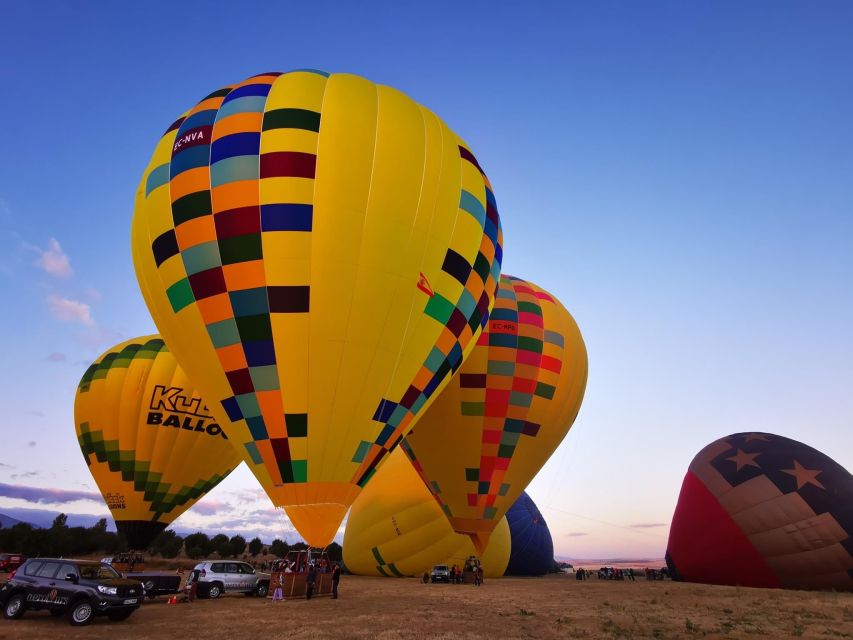 Segovia: Balloon Ride with Transfer Option from Madrid - An hour above the Alcázar, cathedral, and aqueduct