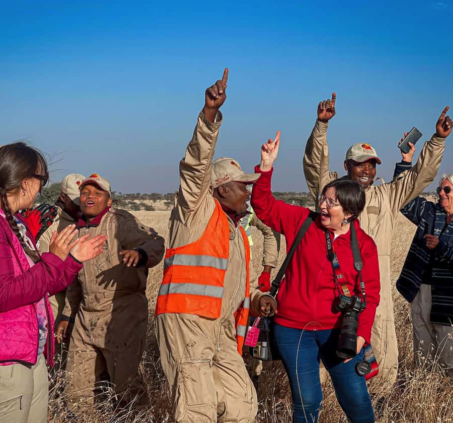 Serengeti Balloon Ride and Luxury Bush Breakfast - The 5:00 a.m. start and the ride to launch