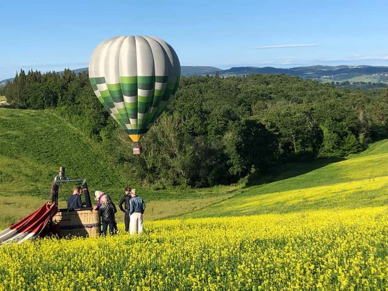 Siena: Balloon Flight Over Tuscany with a Glass of Wine - The one-hour flight over Siena or Chianti