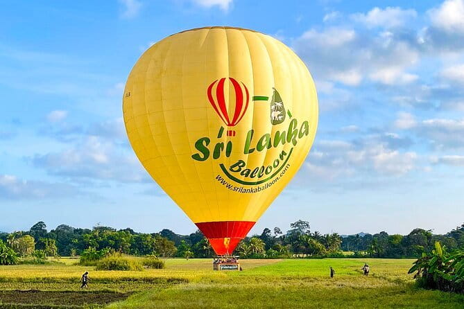 Sigiriya & Habarana: Sunrise Hot Air Balloon Ride Experience - A quiet start near Sigiriya and Habarana