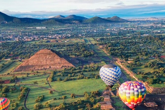 Sunrise HotAir Balloon Adventure Over Teotihuacan's Pyramids - Coffee, pastries, and the wait before takeoff