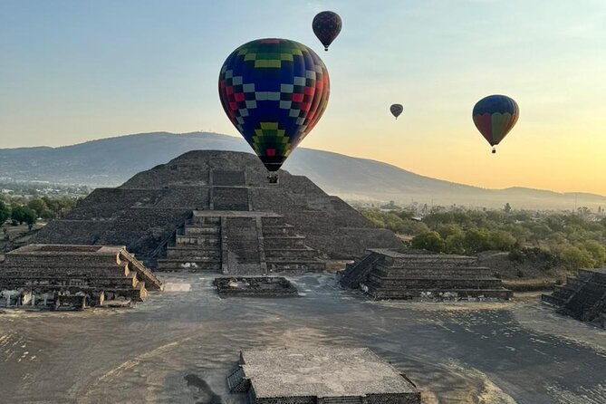 Teotihuacan Hot Air Balloon Flight - What the English guide does, and what you do yourself