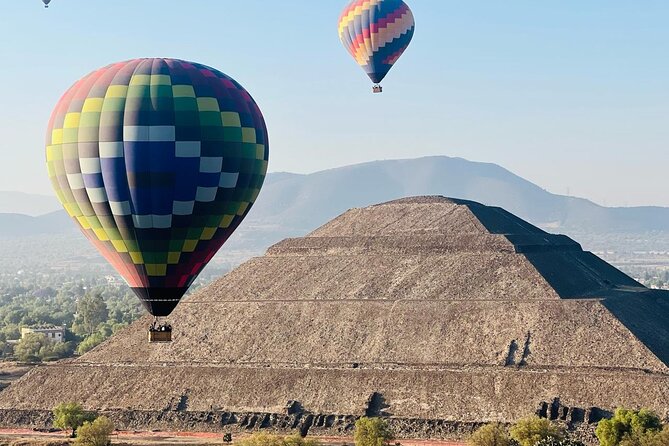 Teotihuacan Hot Air Balloon Flight - The two-hour archaeological visit