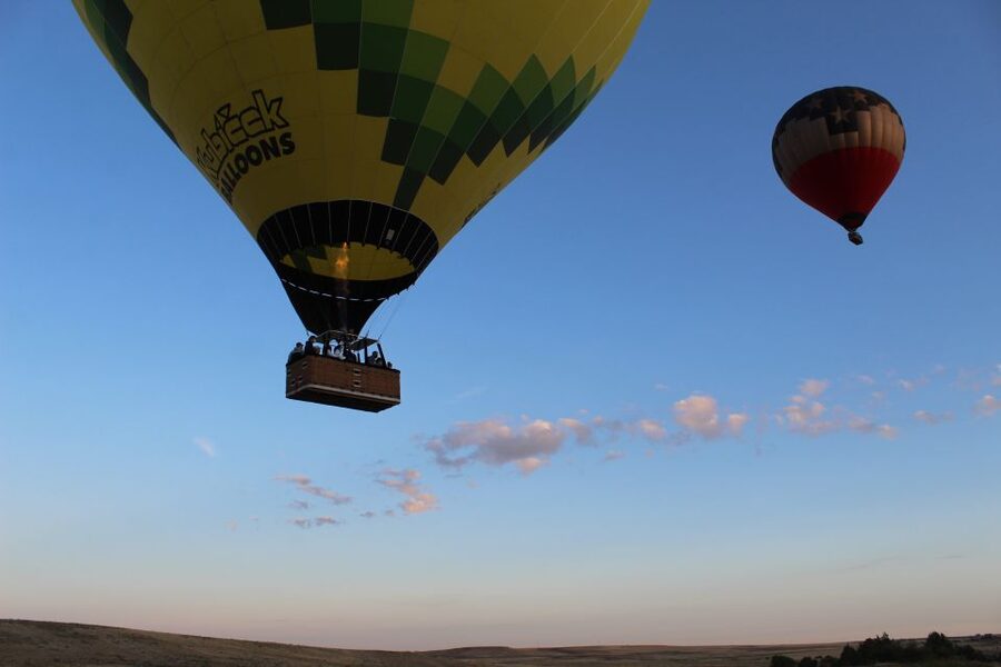 Toledo: Hot Air Balloon Ride with Spanish Breakfast - The 10-minute safety briefing