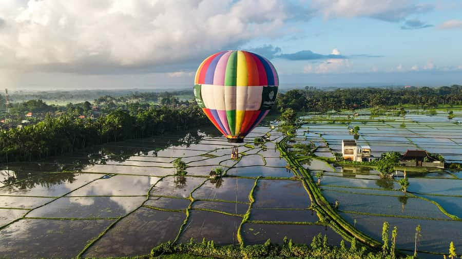 Ubud: Hot Air Balloon Experience - The view toward Mount Agung